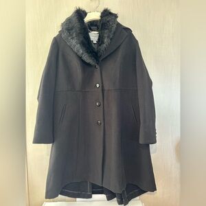 Vintage Dennis Basso Platinum Dark Cape with Plush Trim